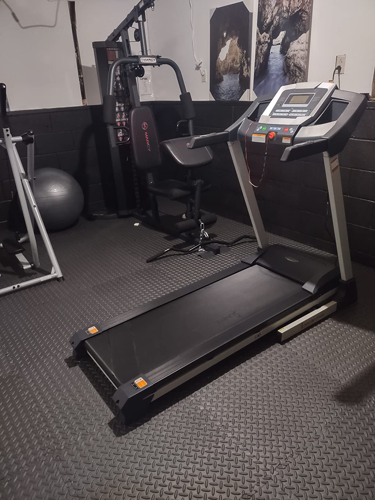 Smart Treadmill with Auto Incline