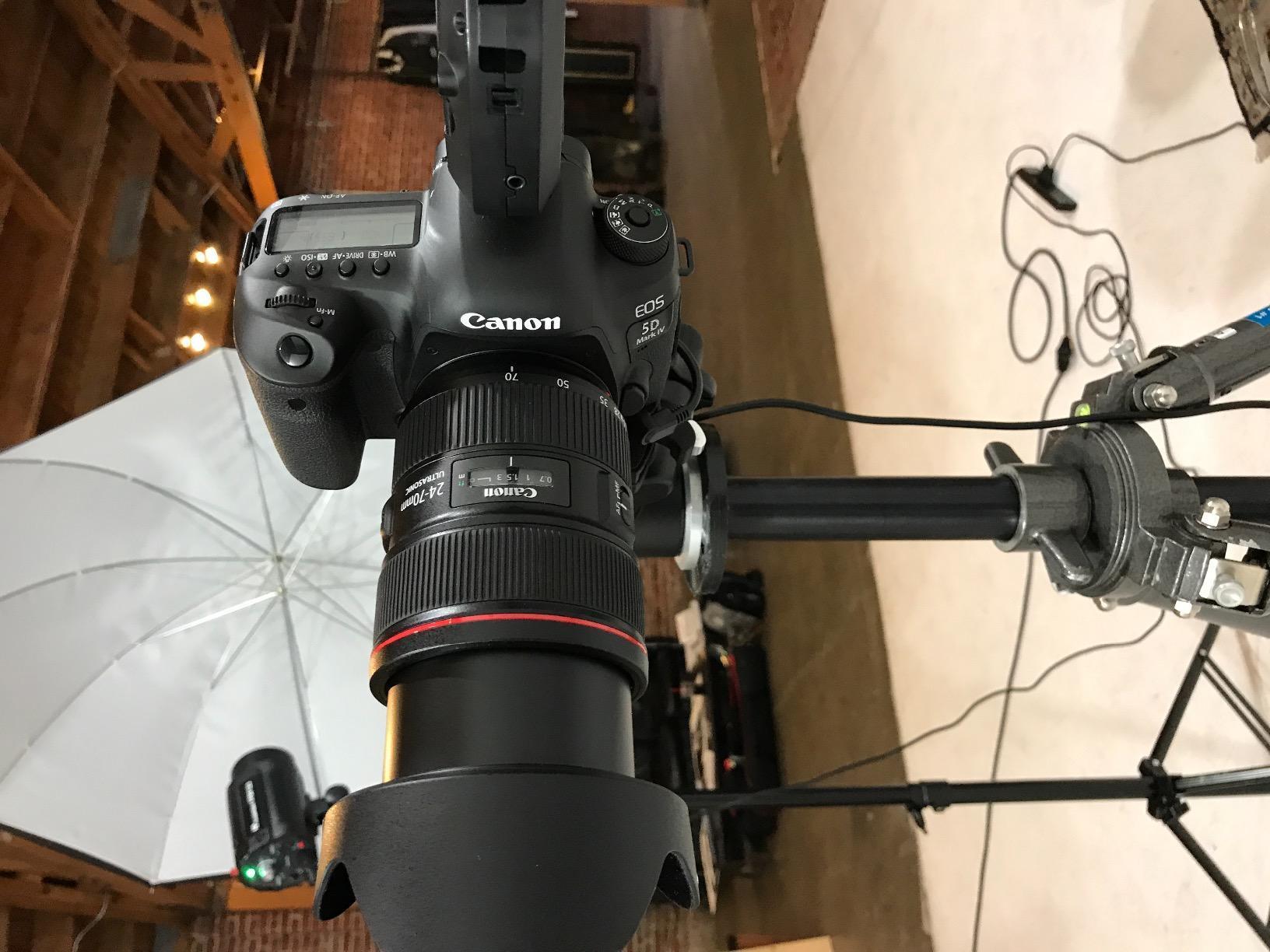 Canon EOS 5D Mark IV Full Frame Digital SLR Camera