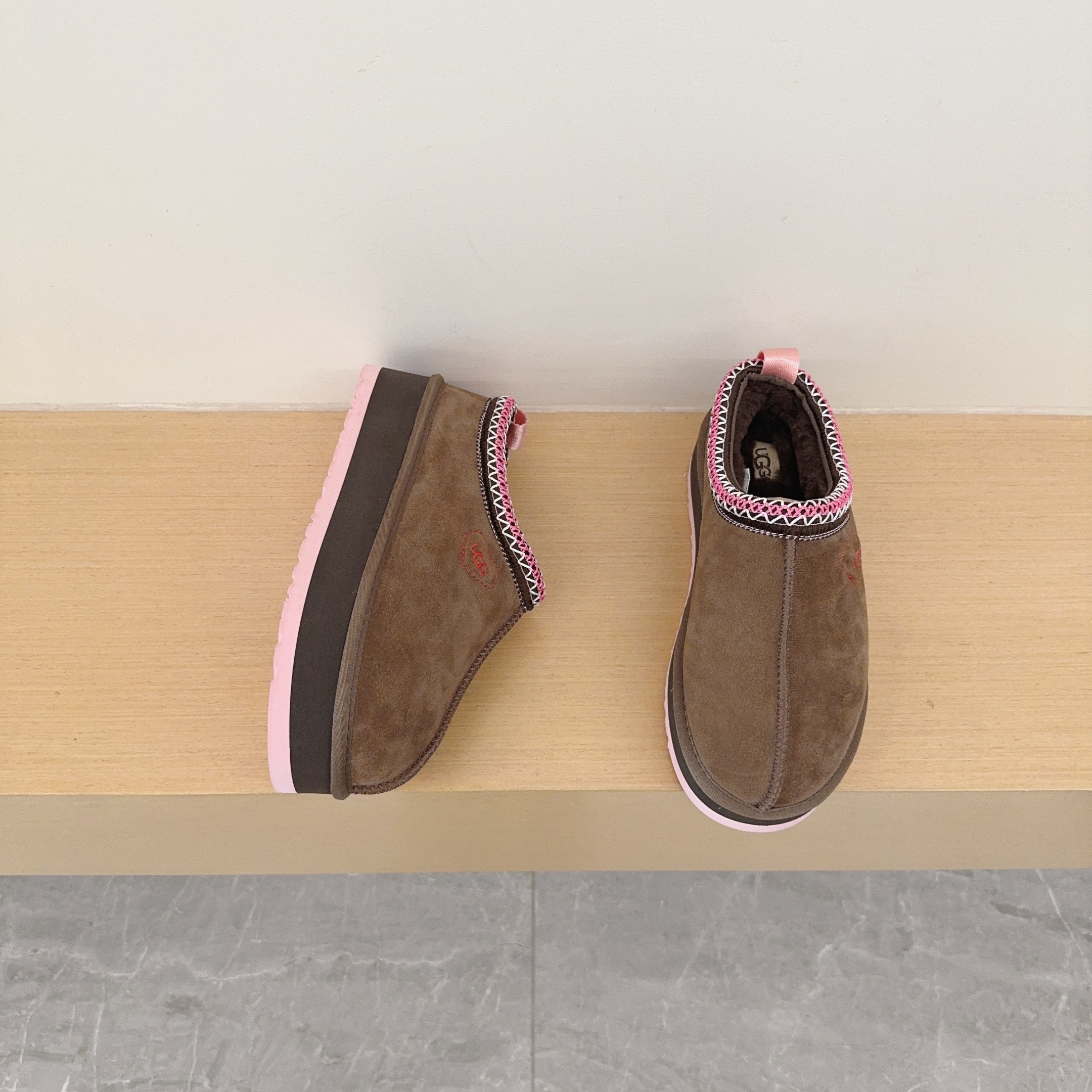 UGG Kids Heart Platform Slippers