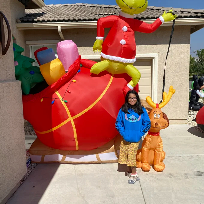 Airblown Grinch and Max in Sleigh Colossal Scene Inflatable