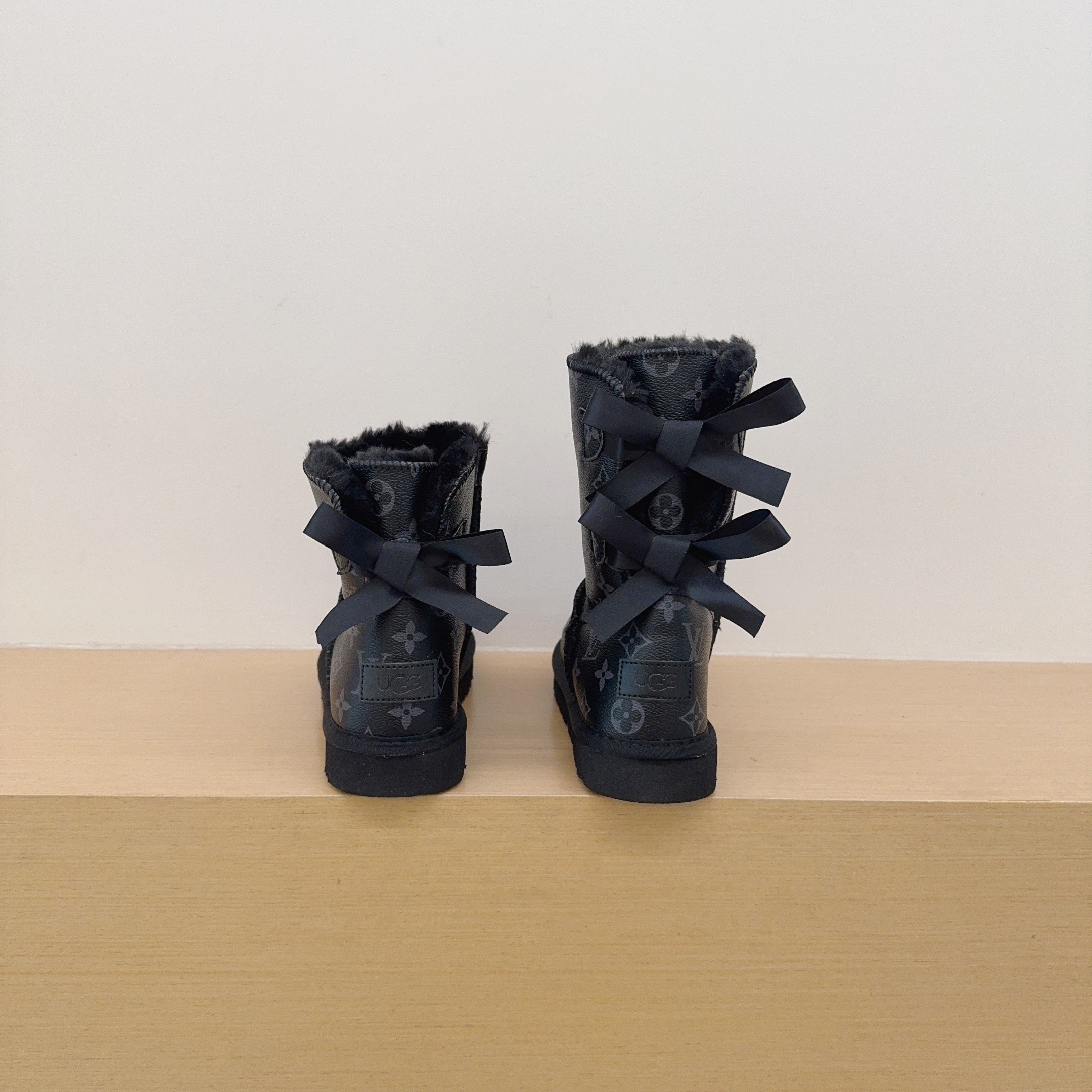 UGG Kids Collaboration Double Ribbon