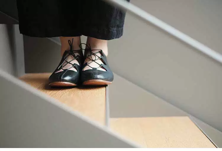 Low heel leather bottom backless sandals