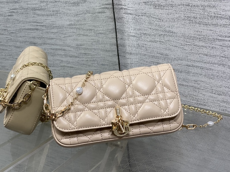 Dior Caro Chain Shoulder Bag Beige Cannage