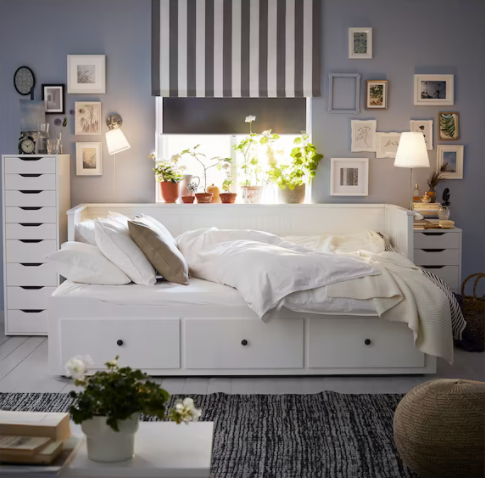 HEMNES Daybed Frame with 3 Drawers
