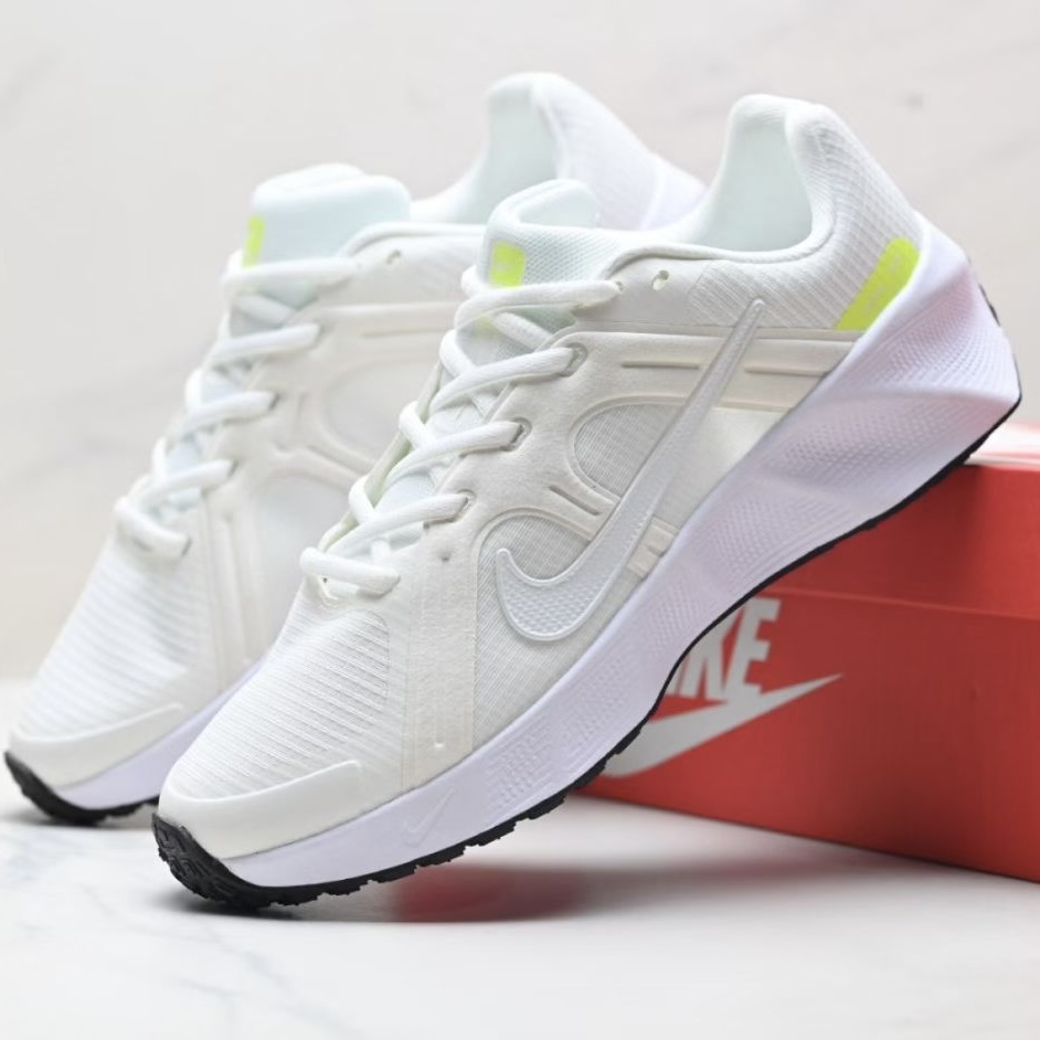 Nike Metro TEK