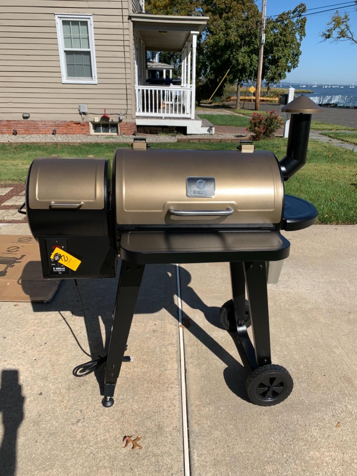 Wood Pellet Grill Smoker with Digital Controls
