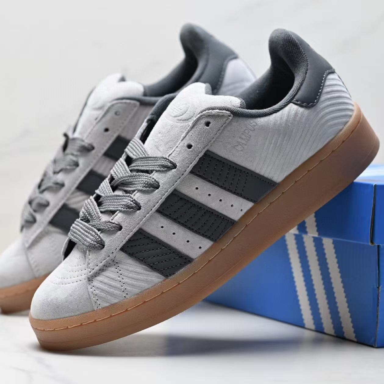 Adidas Campus
