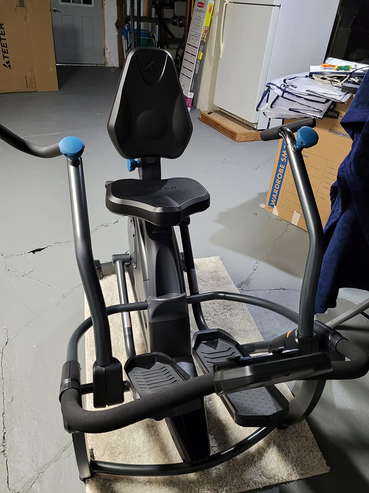 Teeter FreeStep Recumbent Cross Trainer and Elliptical