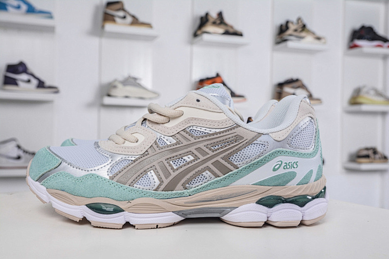 ASICS Running Shoes product