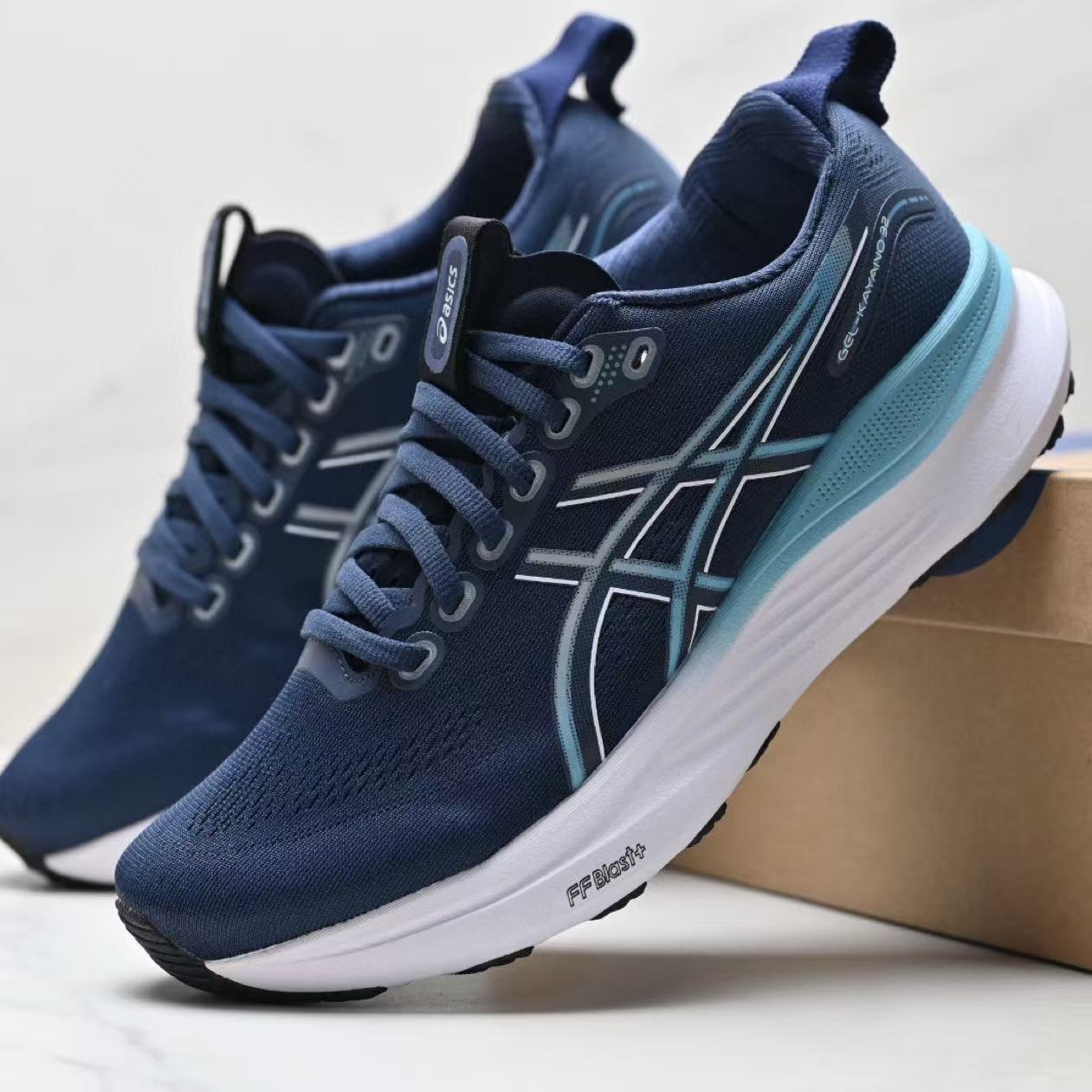 ASICS Gel-Kayano 32