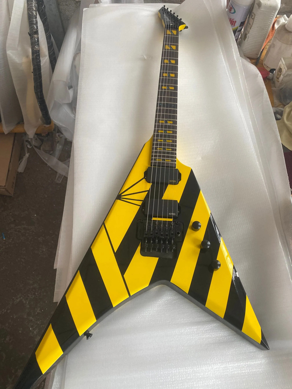 RARE Wash Parallaxe V260 Michael Sweet Electric Guitar Black Yellow Stripe