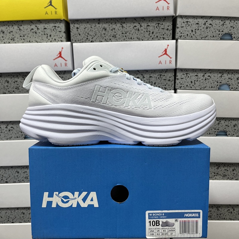 Hoka Bondi 8 Sneakers