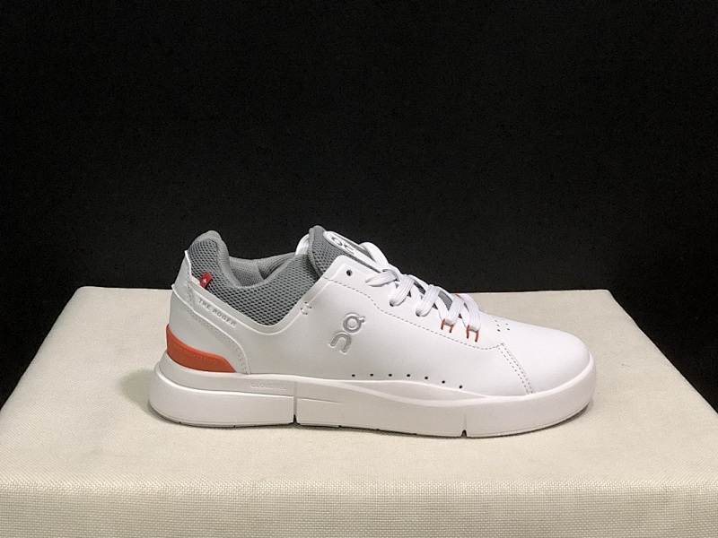On THE ROGER Advantage colour options