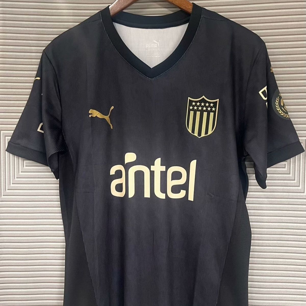 Peñarol Black Jersey Fan Version 25/26