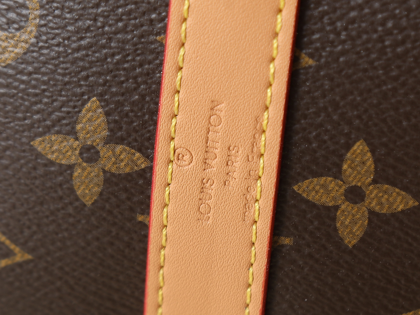 LV Keepall Bandoulière 25 bag