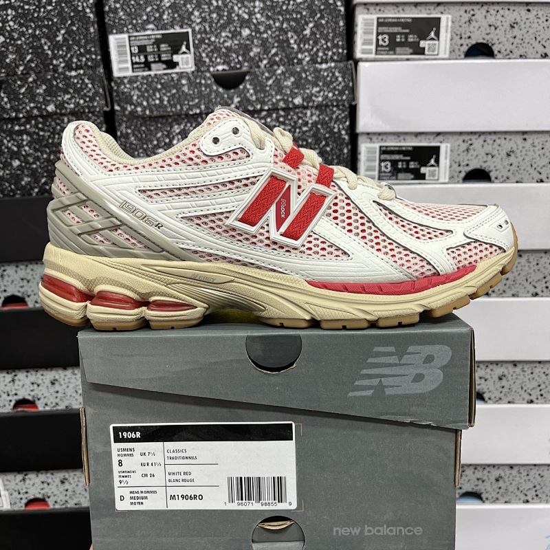 New Balance 1906 Sneakers