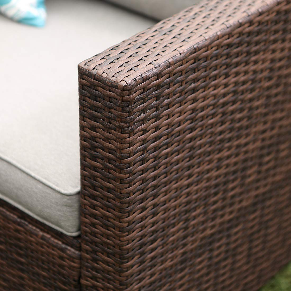 Set All-Weather Wicker Sofa w Thick Cushions