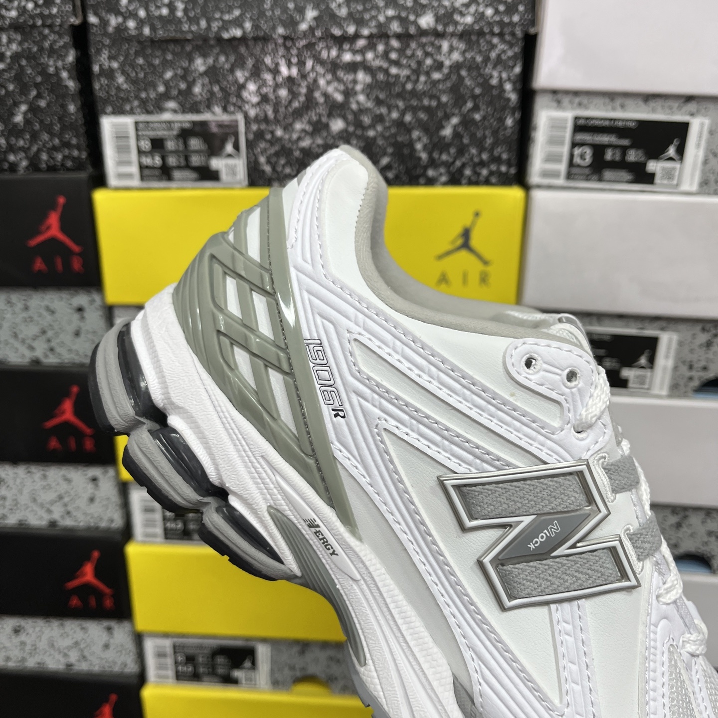 New Balance 1906 Sneakers detail 2