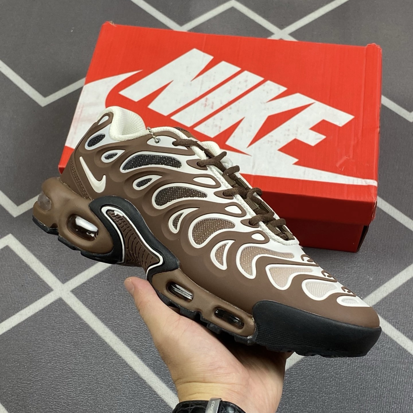 Air Max Plus Drift 15