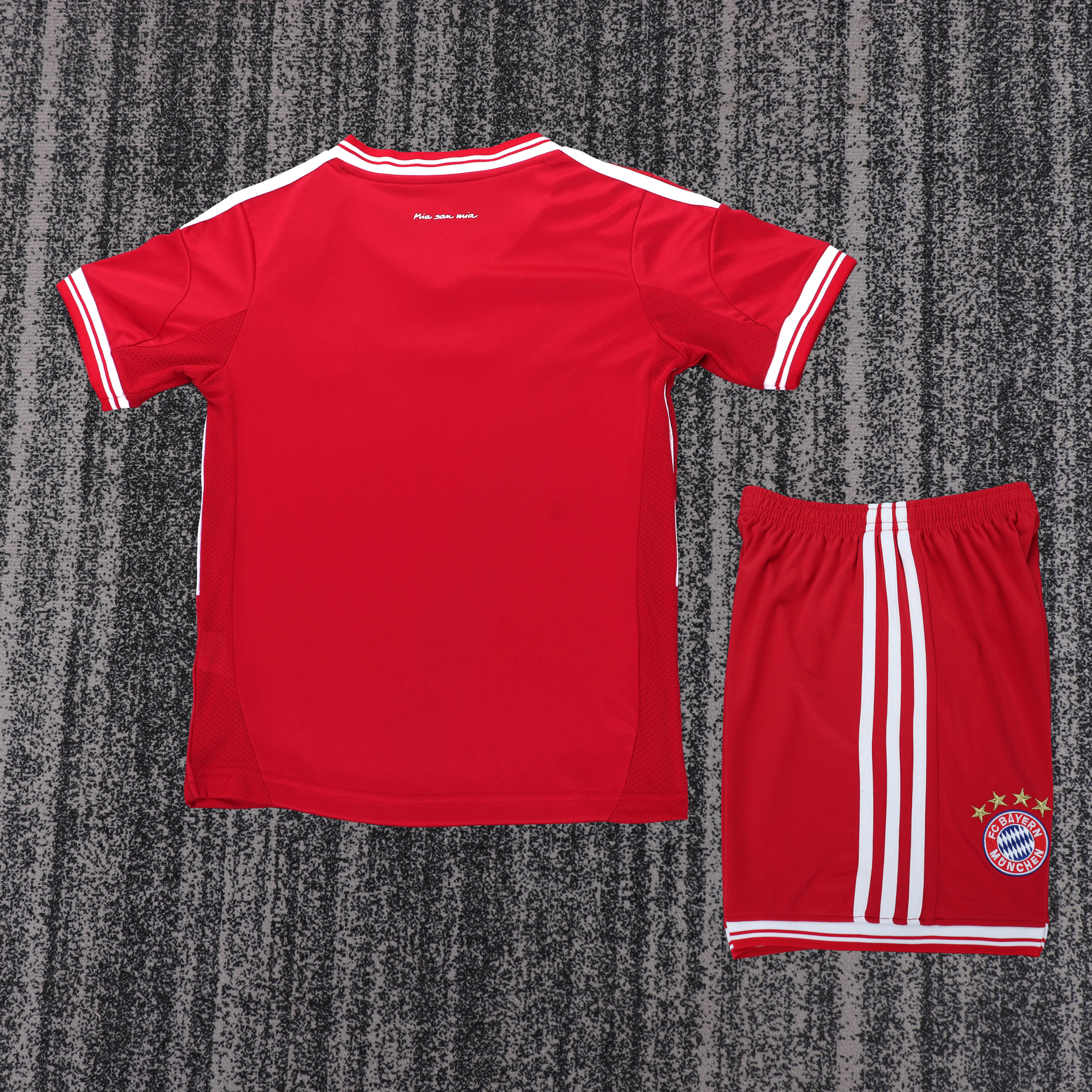 Kids Retro Bayern München 13/14 Home Kit