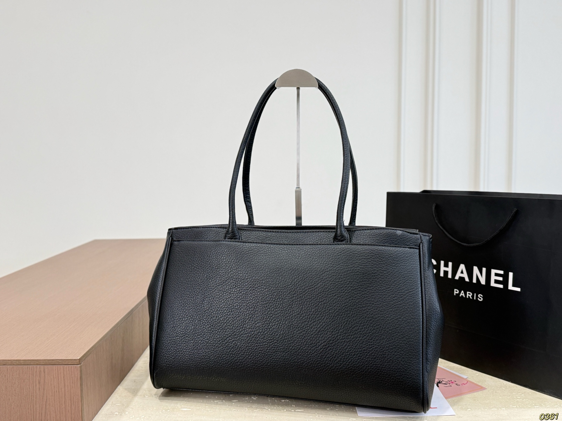 Chanel Hobo Bag 42×27