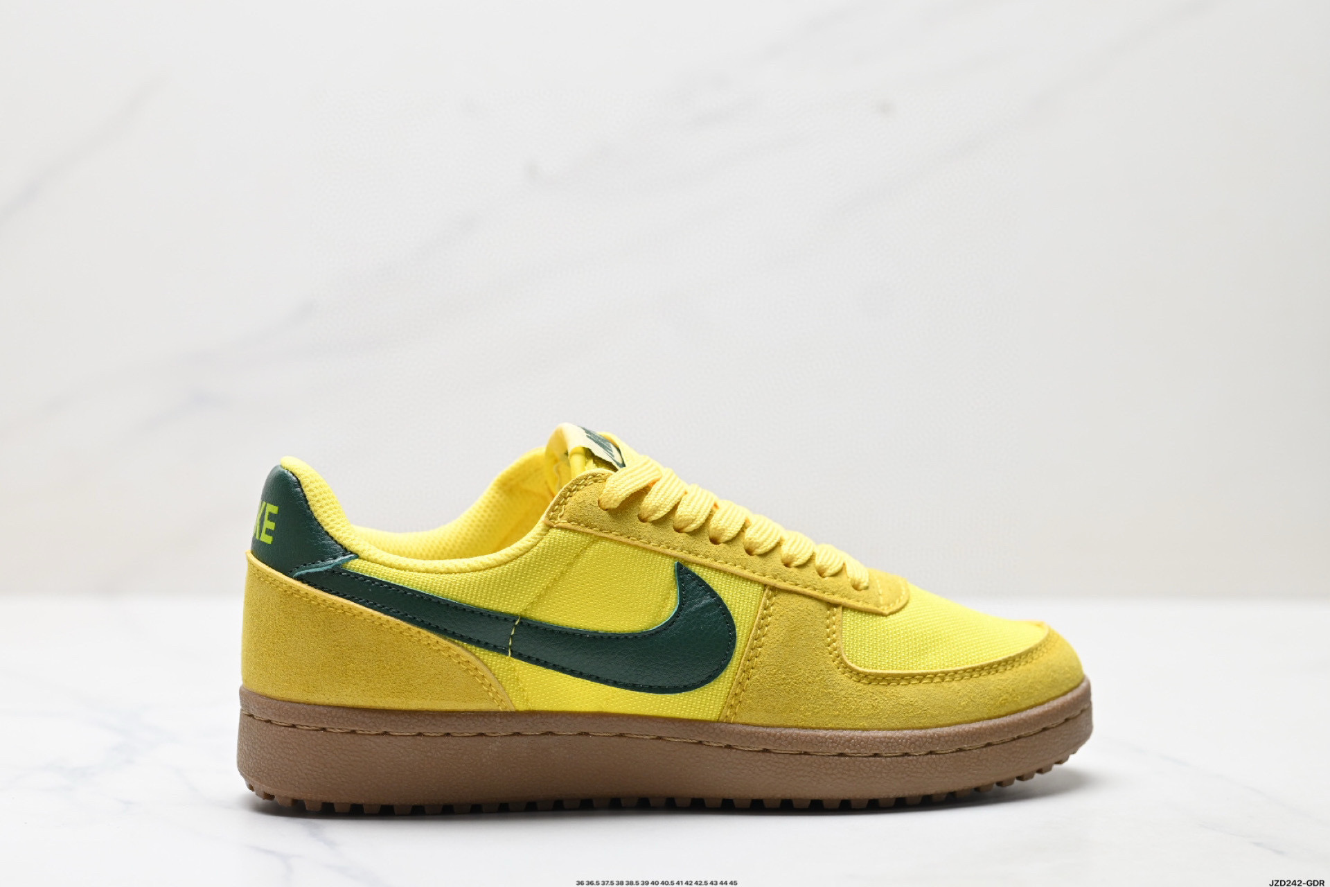 Nike Field General 82