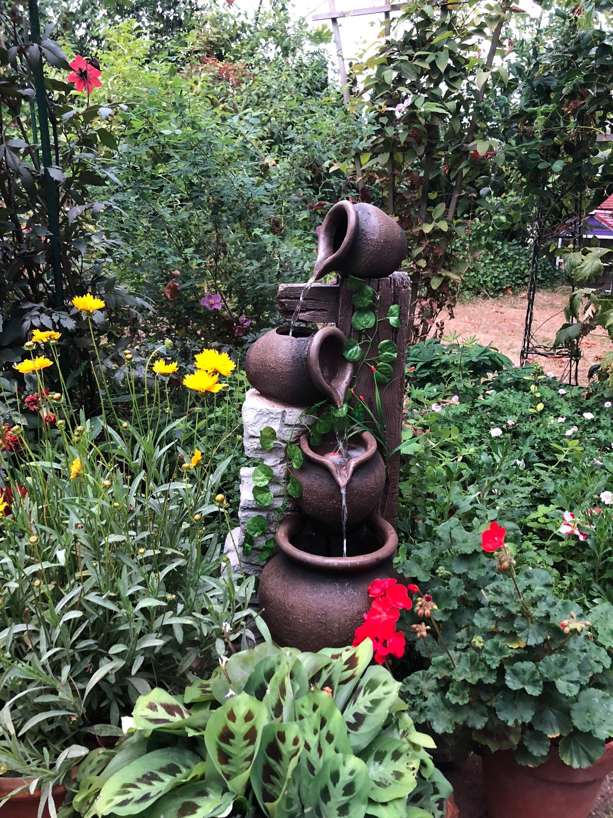 Cascading Rustic Floor Three Jugs Fountain
