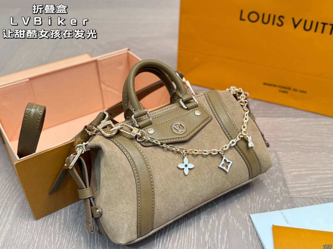 Louis Vuitton Bag 22×12
