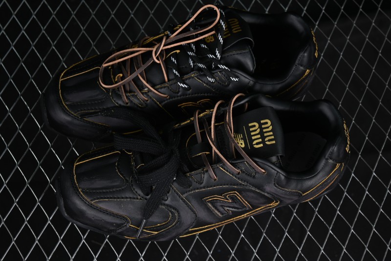 MiuMiu x New Balance 530