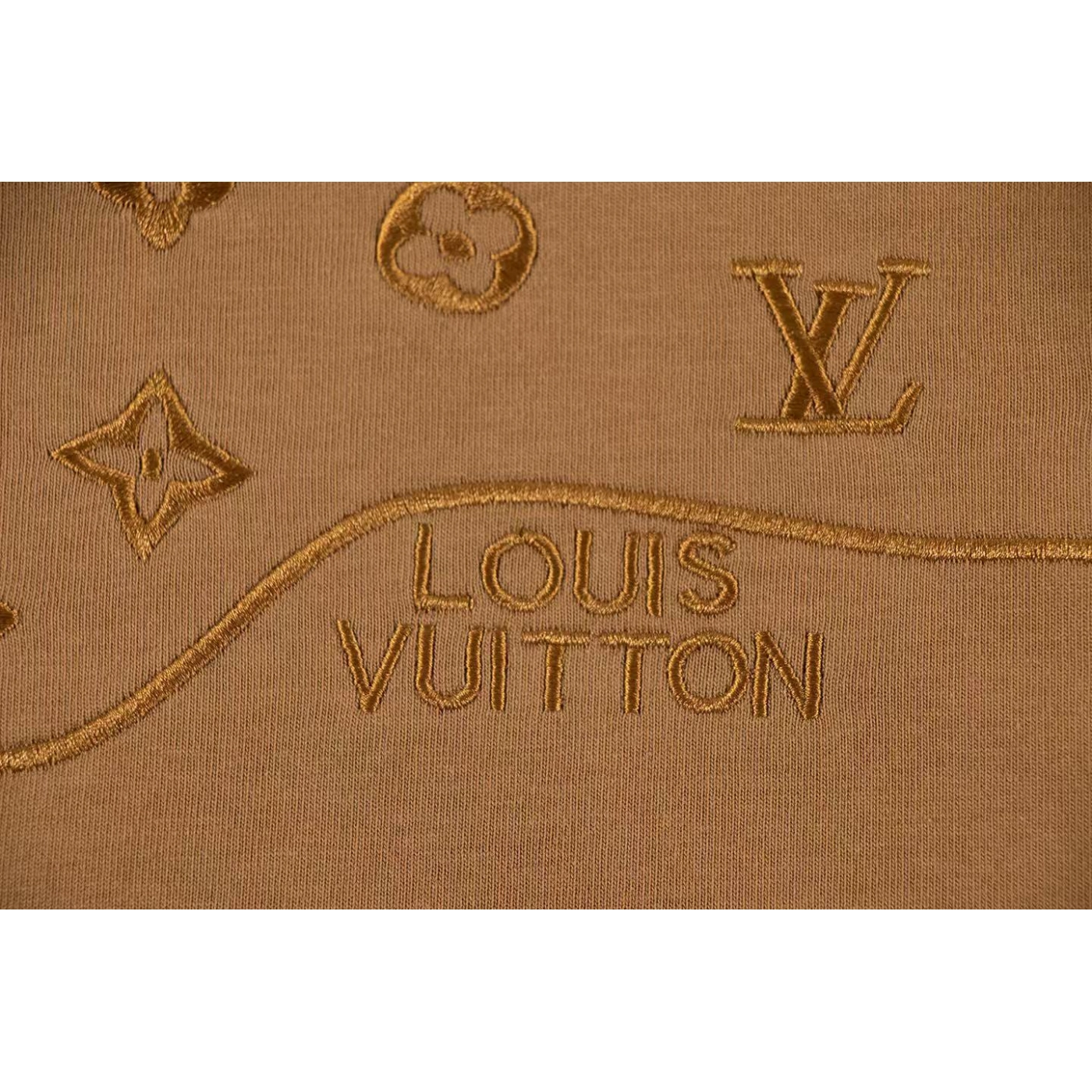 Louis Vuitton T-shirt Z030 Black/White/Khaki