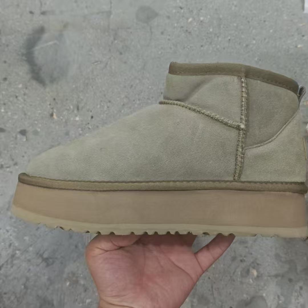 UGG Classic Ultra Mini