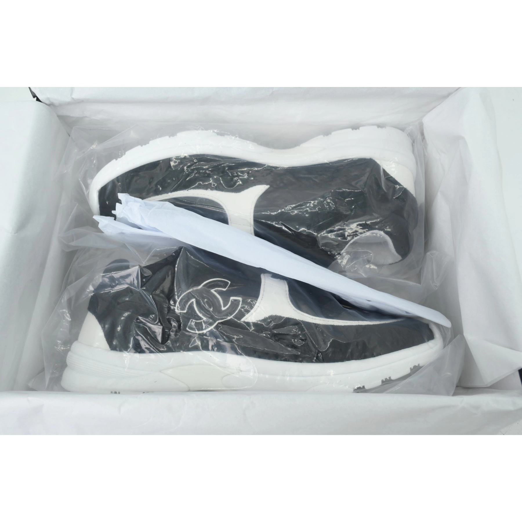 Chanel CC Logo Sneaker White Black