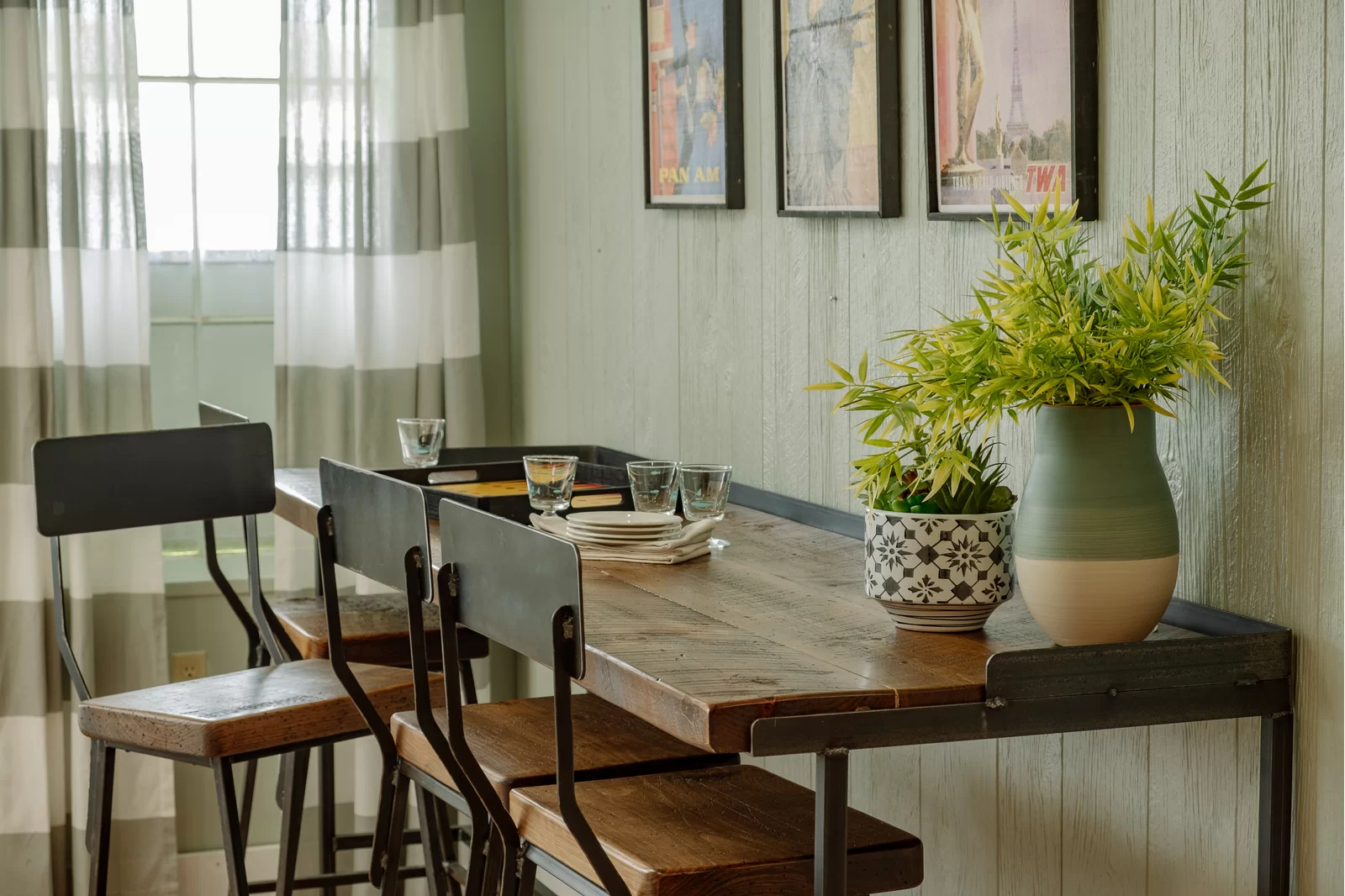 4 - Person Counter Height Dining Set