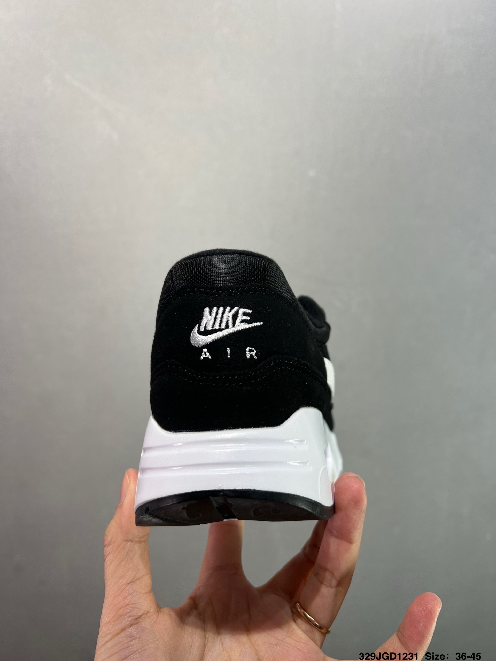 Nike Air Max 1