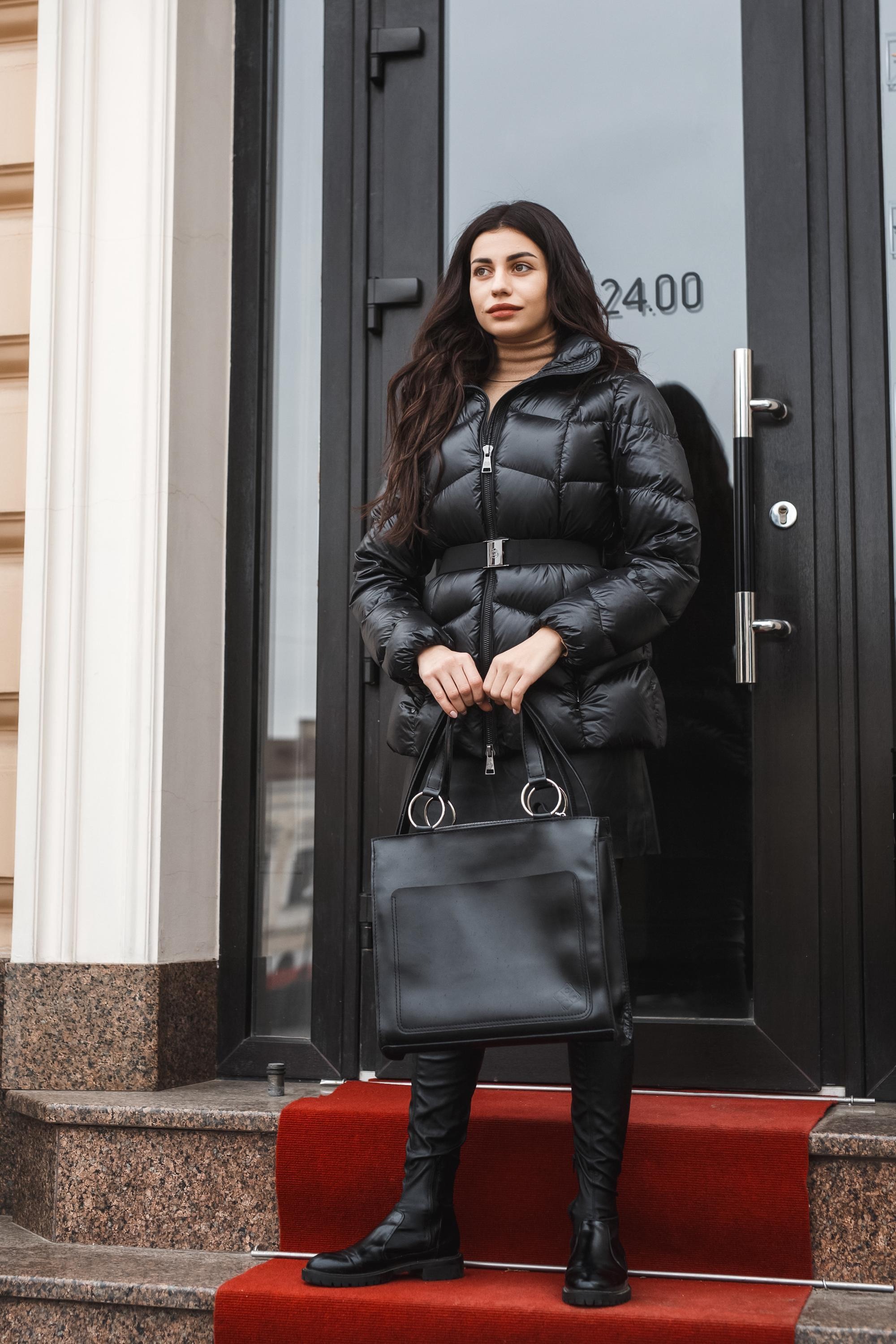 The Structured Leather Tote Bag