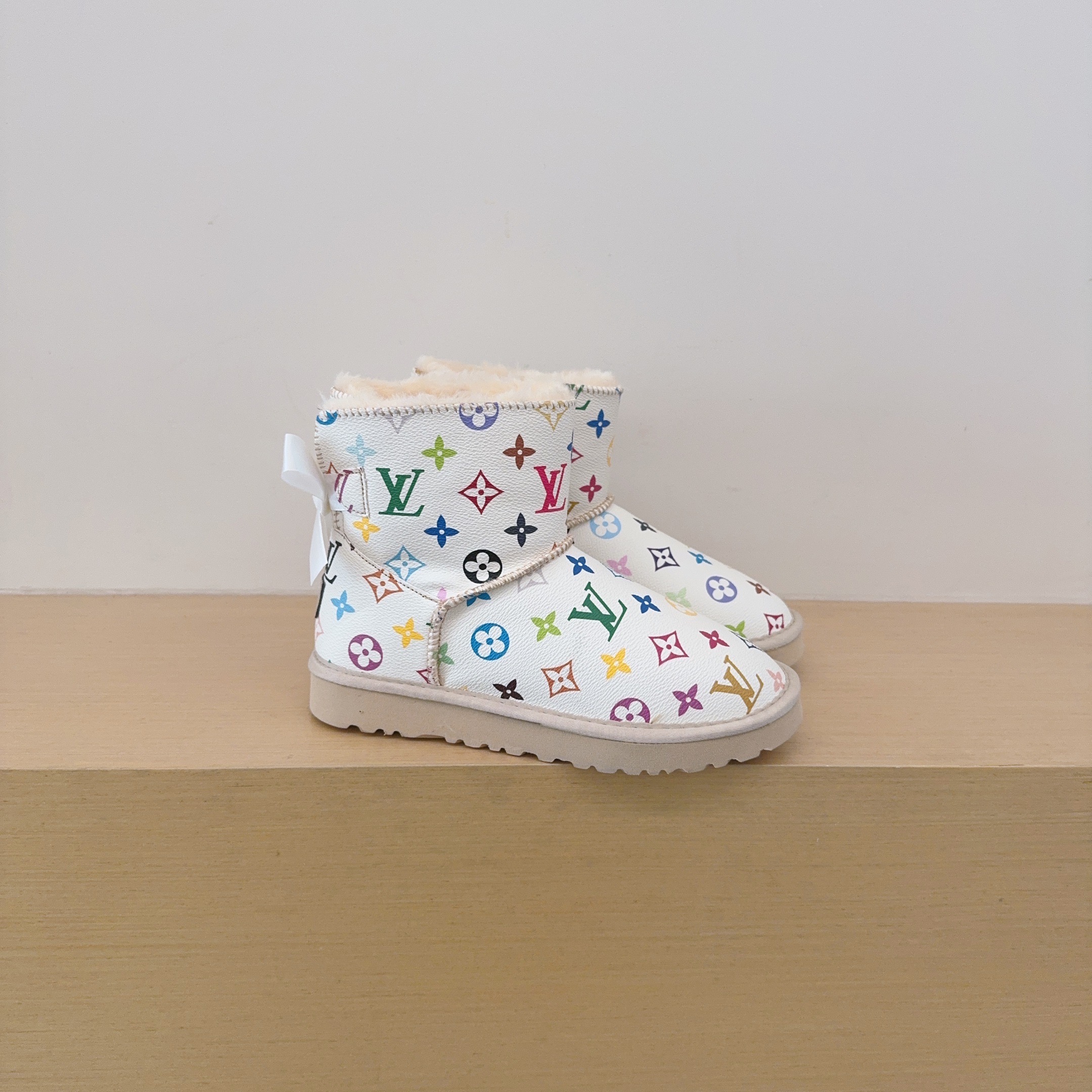UGG Kids Collaboration Single Ribbon