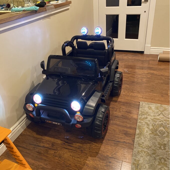 Kids Ride on Jeep