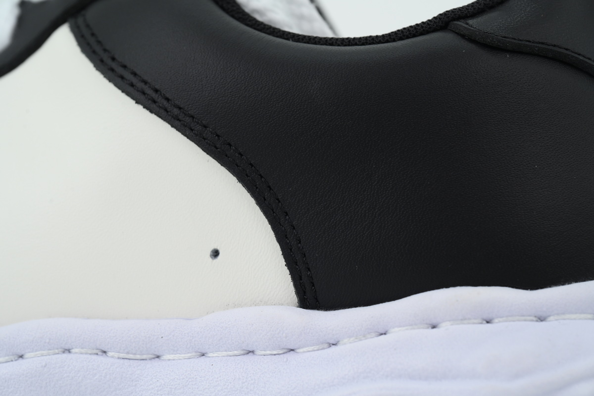 Mihara Yasuhiro Black And White NO.740