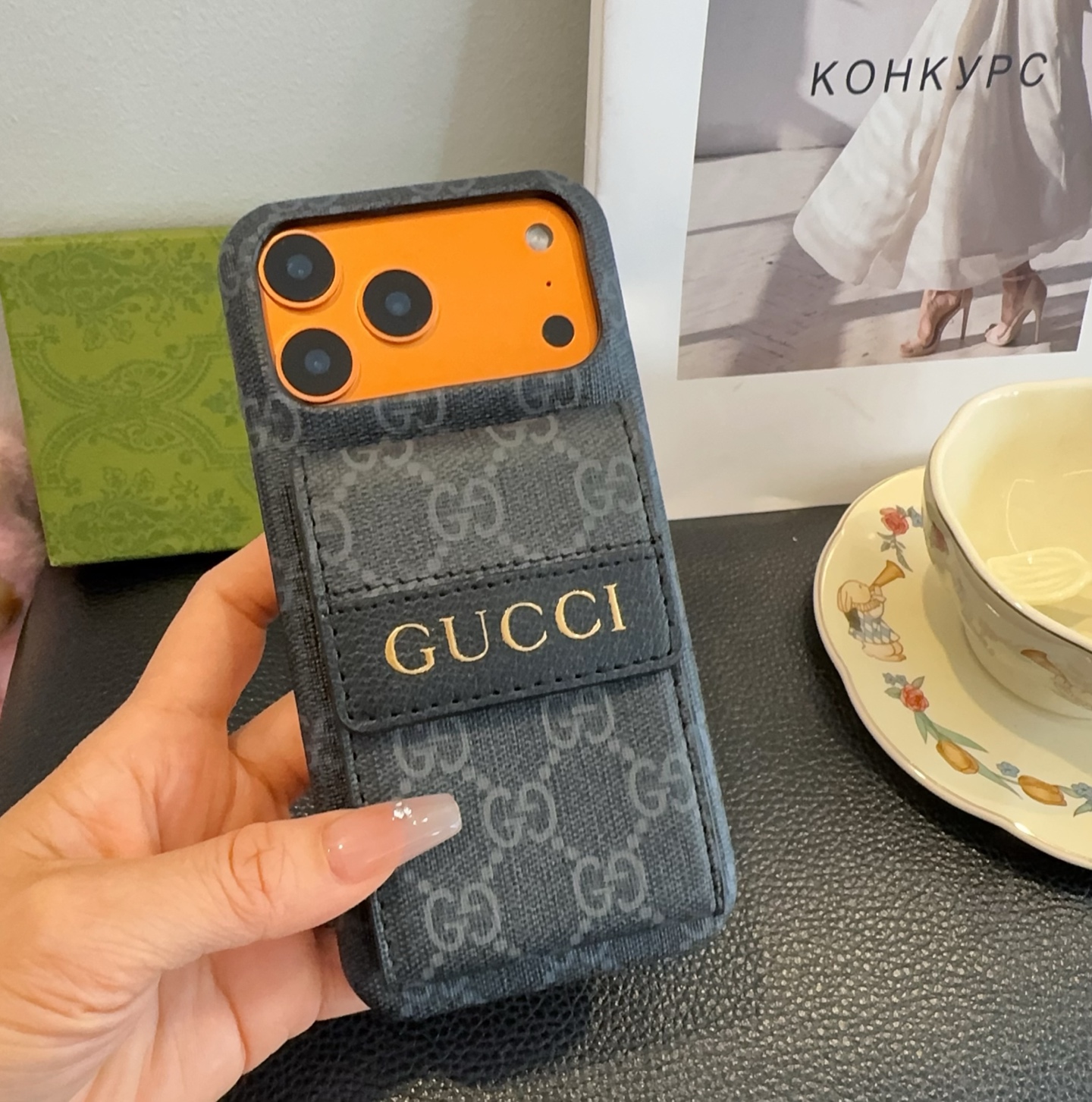 Gucci GG Supreme Monogram Card Holder Wallet Leather Luxury Phone Case