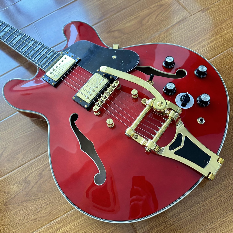 Factory Top Red Electric Guitar Gold Hardware, Black Fingerboard 2H Pickups