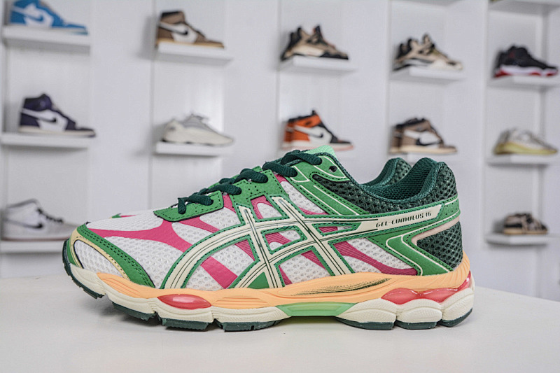 ASICS Running Shoes product