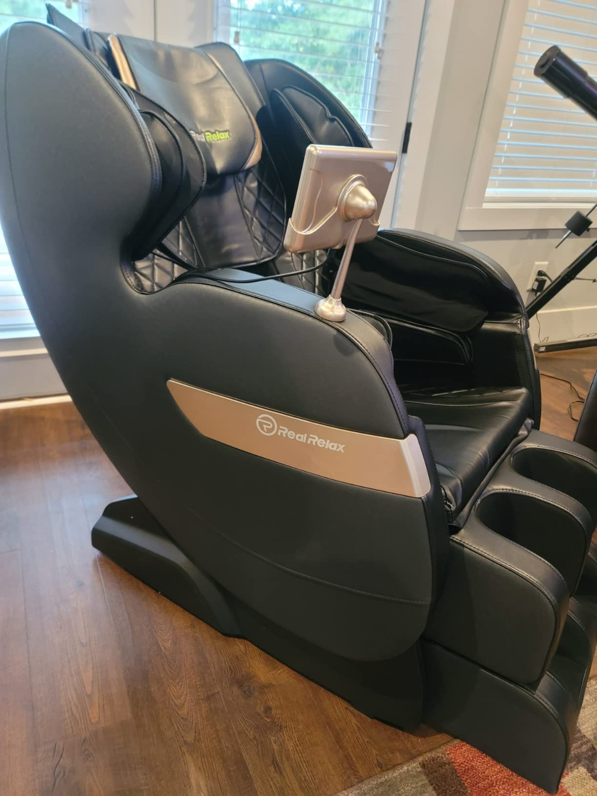 Real Relax 2022 Massage Chair of Dual-core S Track