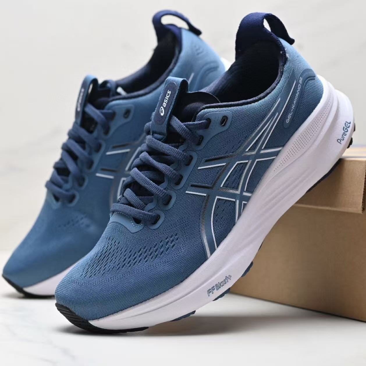 ASICS Gel-Kayano 32