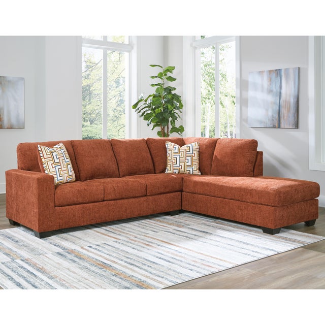 Aviemore 2-Piece Sectional with Chaise