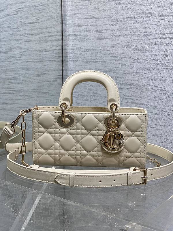 Lady D-Joy Bag Medium Ivory