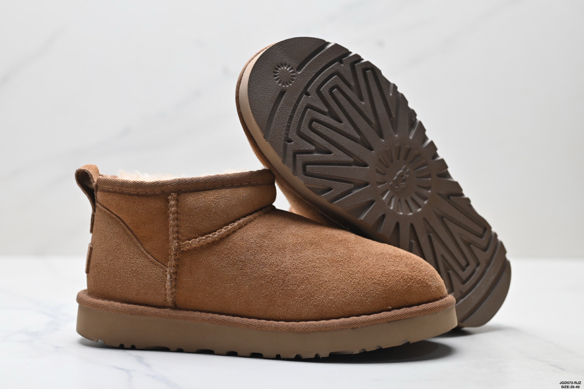 UGG Classic Ultra Mini Detail 37