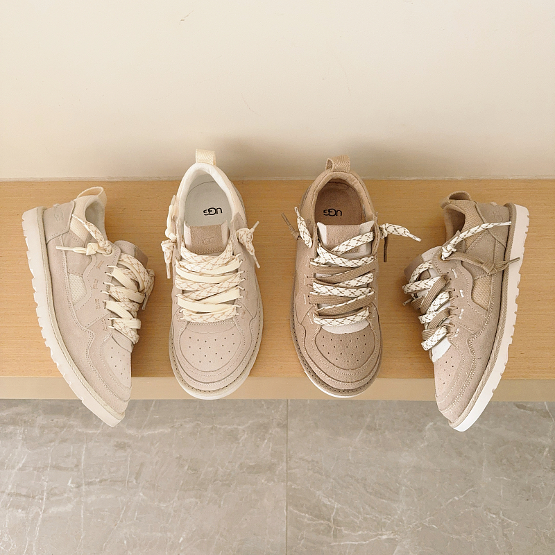 UGG Footwear Style 077