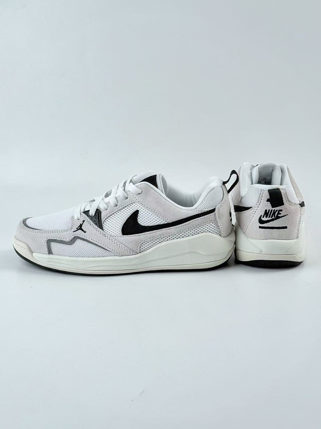Nike Air CMFT ERA sports shoes
