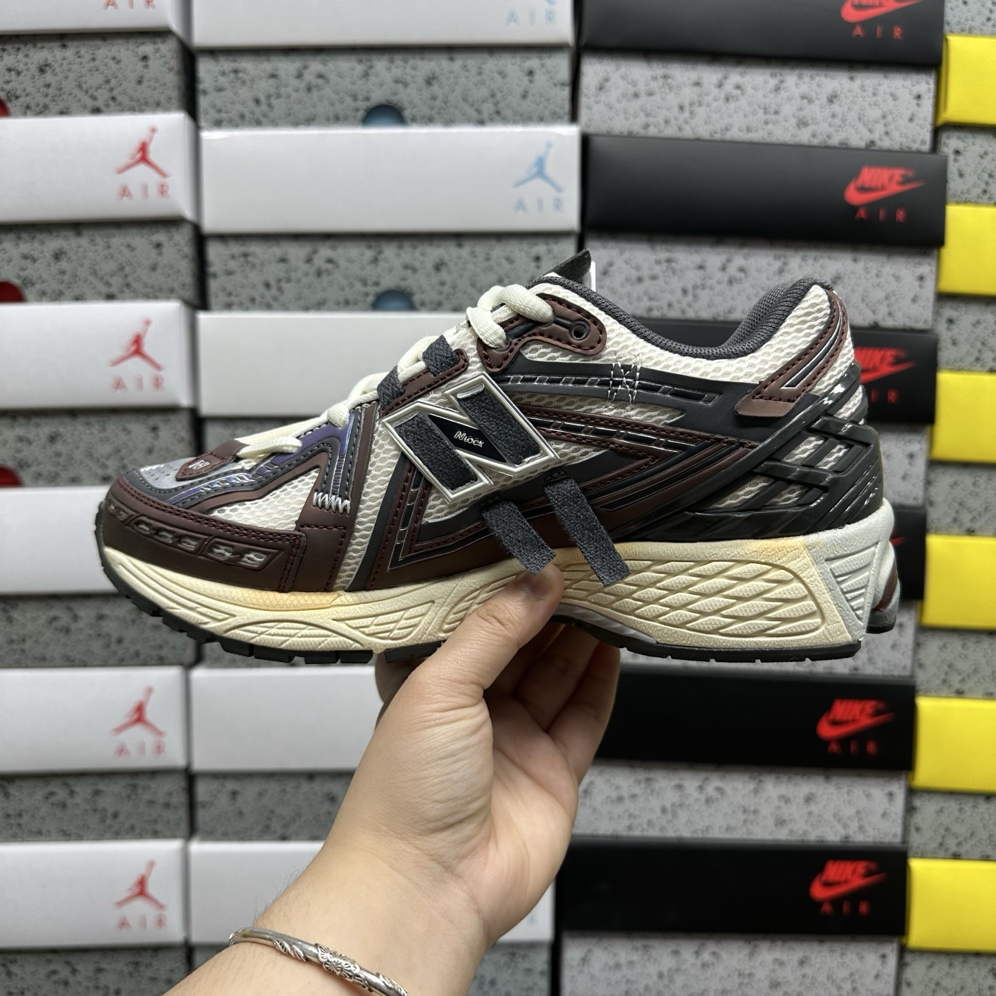 New Balance 1906 Sneakers detail 1