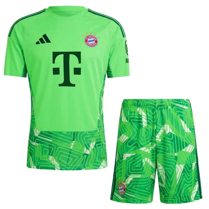 Bayern Munich Goalkeeper Jersey Suit 26/27